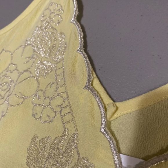MAURICES Yellow & Silver Embroidered Metallic Scalloped Neckline Cami Size XS - Picture 6 of 14